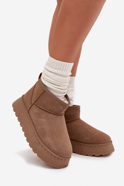 Sneakers nere e bianche con dettagli argentati lucidi