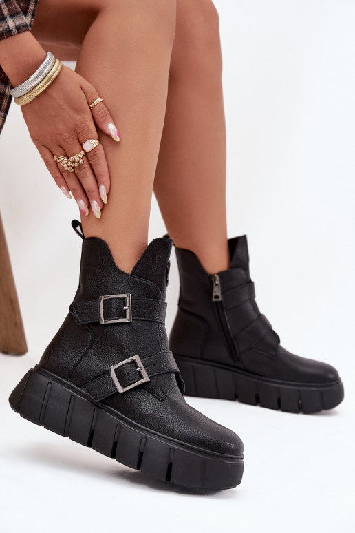 Pelle riscaldamento Stivali da donna con una piattaforma con fibbie Vinceza 66842 colore nero Pelle riscaldamento Stivali da donna con una piattaforma con fibbie Vinceza 66842 colore nero