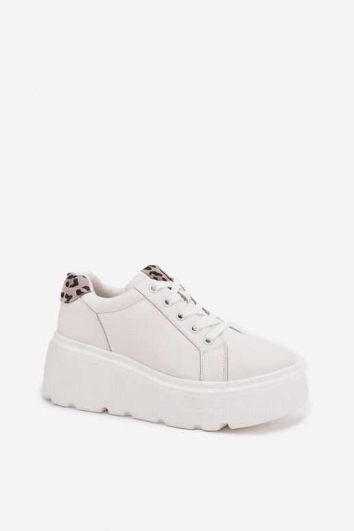Pelle Scarpe modello sneakers Femminile con una piattaforma con motivi di pelliccia di leopardo Vinceza 89144 Colore bianco