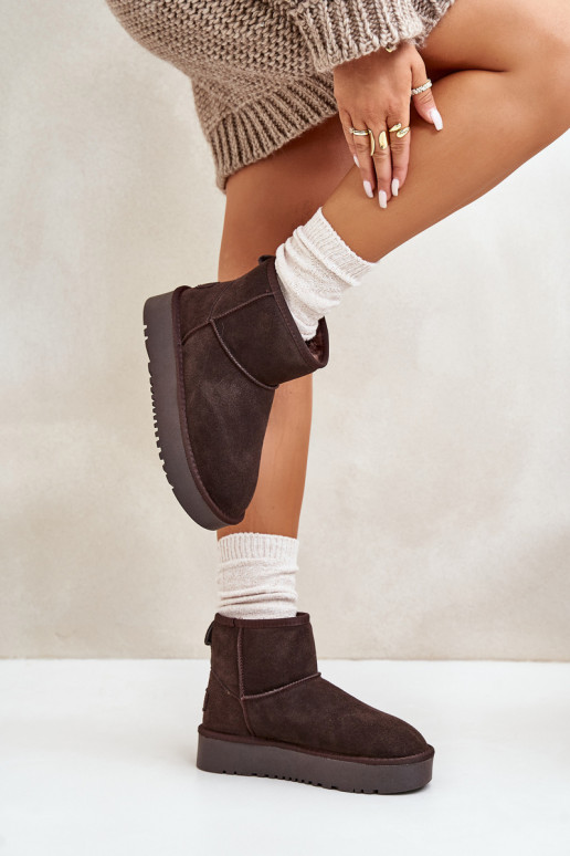 Pelle dalla pelle scamosciata Stivali da neve con una piattaforma A causa di Kubo colore marrone Rianaella