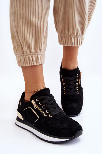 dalla pelle scamosciata scarpe da ginnastica con una piattaforma colore nero Riverside