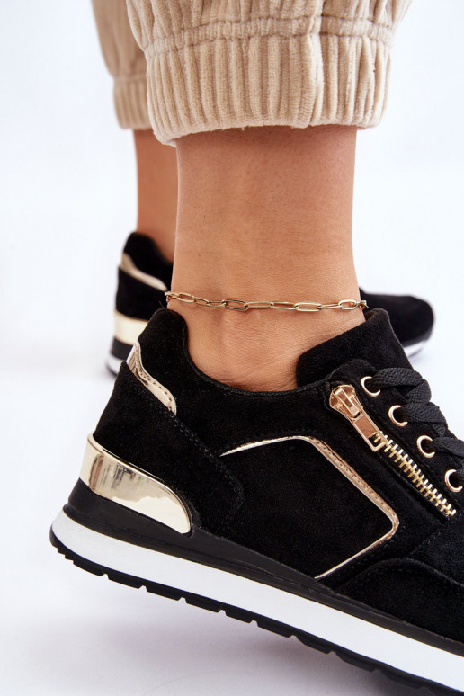 dalla pelle scamosciata scarpe da ginnastica con una piattaforma colore nero Riverside