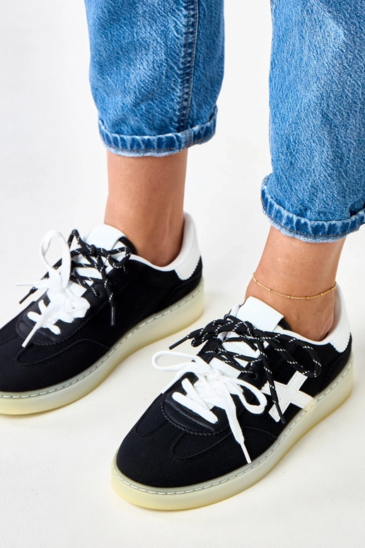 Sneaker nere con piattaforma e...