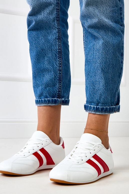 Sneaker bianche tipo tennis con...