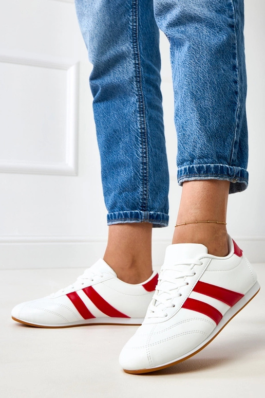 Sneaker bianche tipo tennis con...