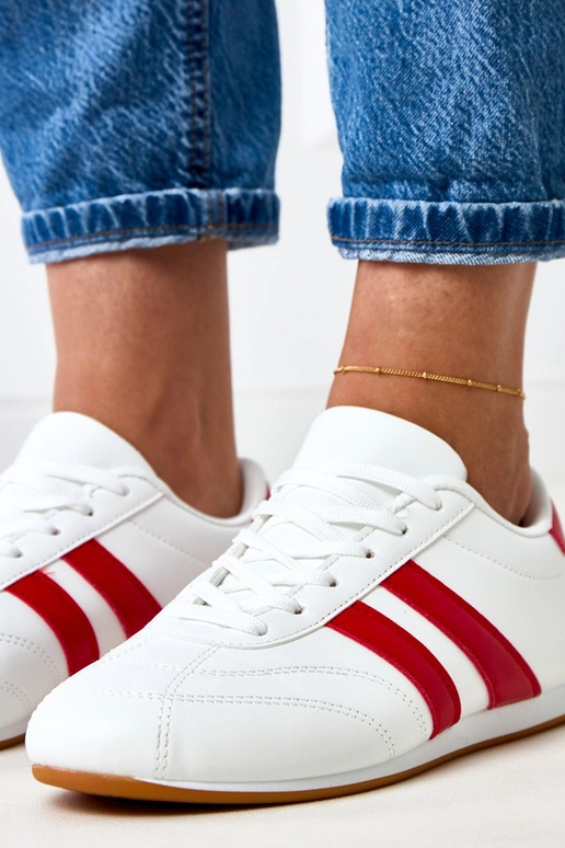 Sneaker bianche tipo tennis con...