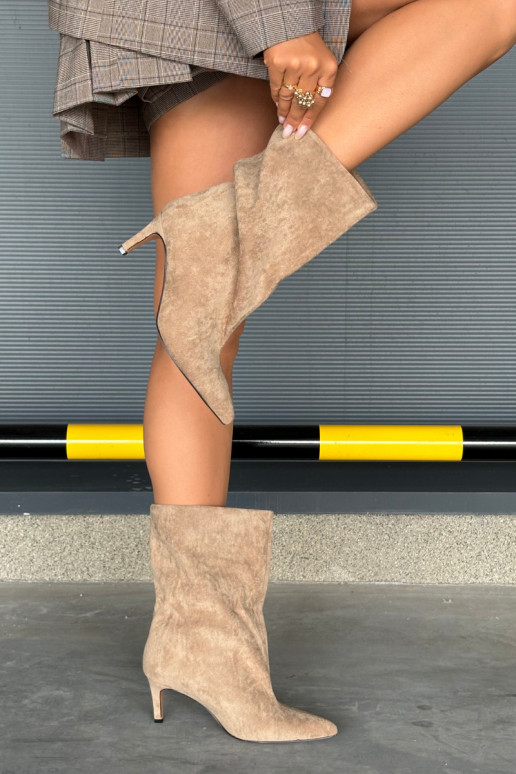 Un modello convincente Stivali da donna con tacchi sottili beige Solvienne