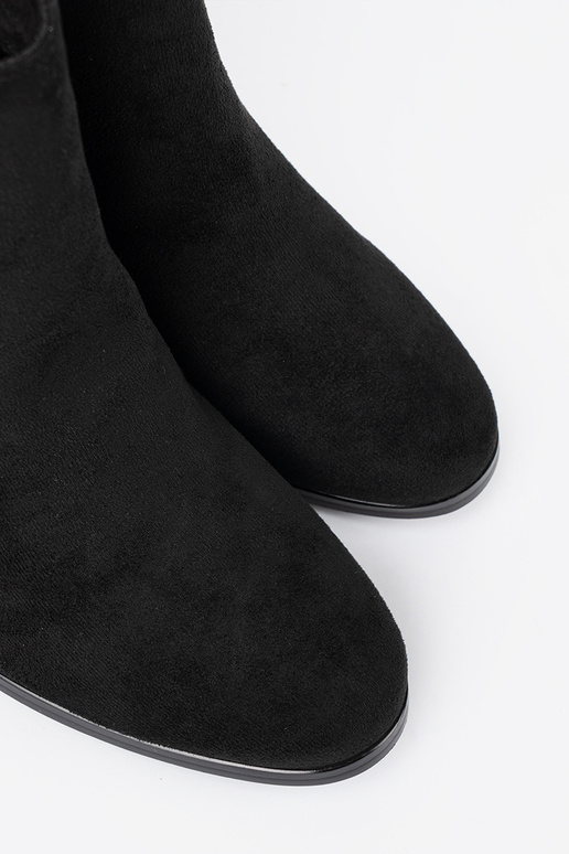 Elegante colore nero scarpe z eleganckim zdobieniem Elegante colore nero scarpe z eleganckim zdobieniem