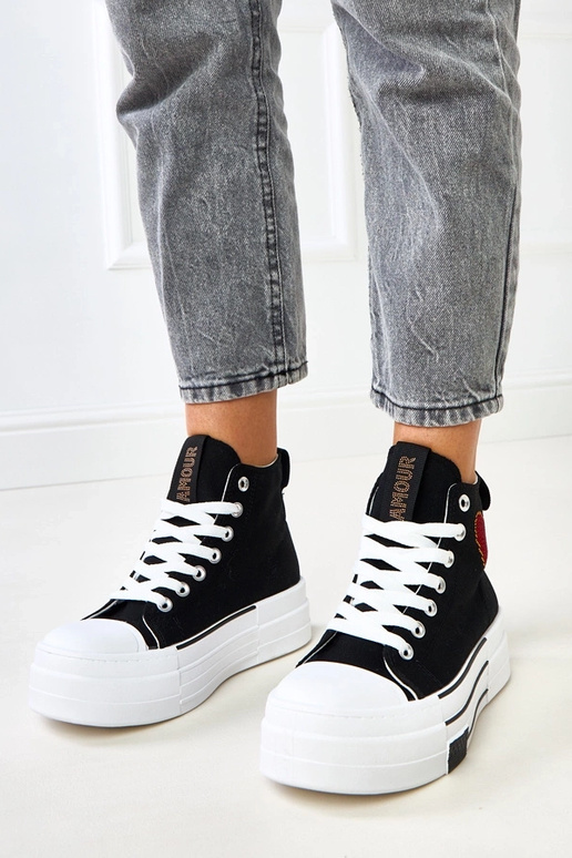 Scarpe alte nere con piattaforma e... Scarpe alte nere con piattaforma e...