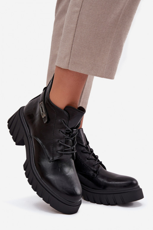 Basso riscaldamento Stivali da donna Klocke con tacchi decorati colore nero Therisse Basso riscaldamento Stivali da donna Klocke con tacchi decorati colore nero Therisse