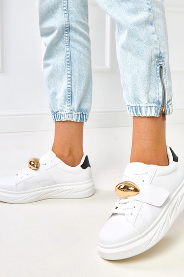 Sneakers bianche con plateau e accento dorato "Melania" 2