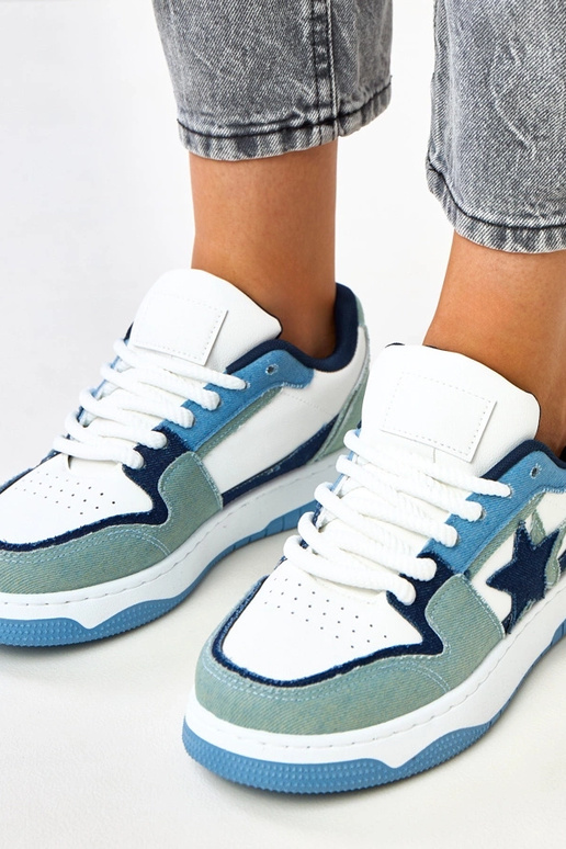 Sneakers bianche e blu con stelline...