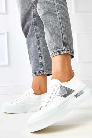 Scarpe sportive bianche con... 2