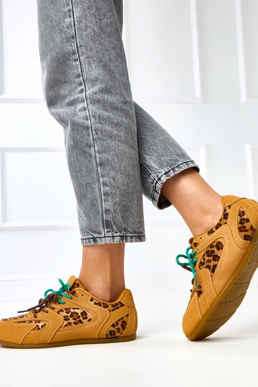Scarpe sportive con stampa leopardata...