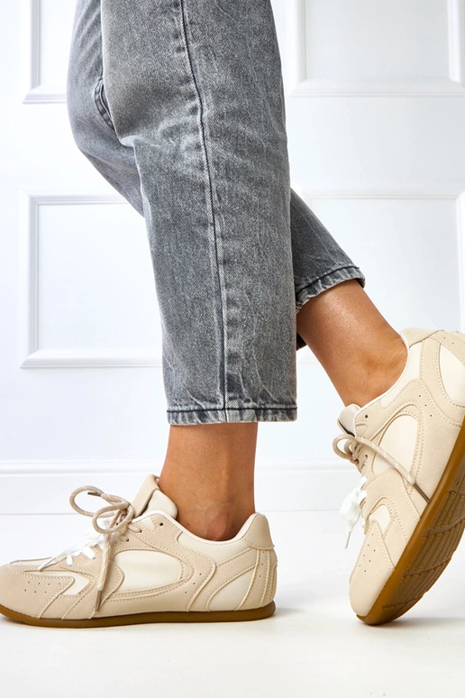 Scarpe sportive rosa con accento...