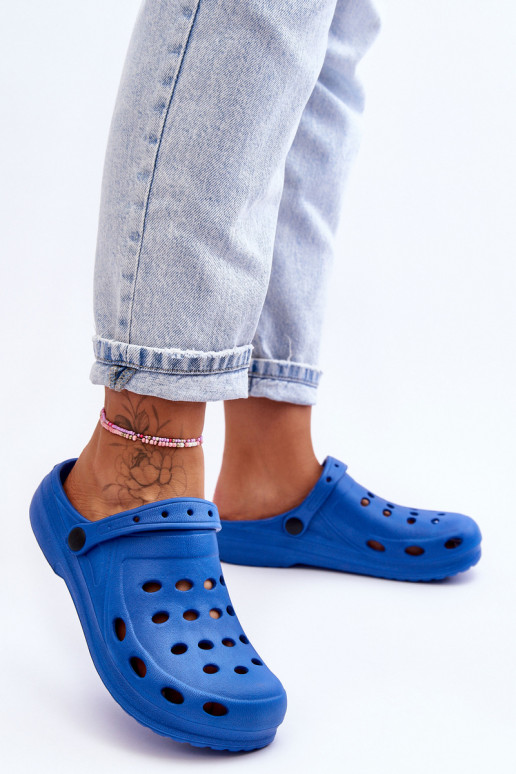 Femminile Pantofole colore blu Crocs in schiuma EVA Femminile Pantofole colore blu Crocs in schiuma EVA