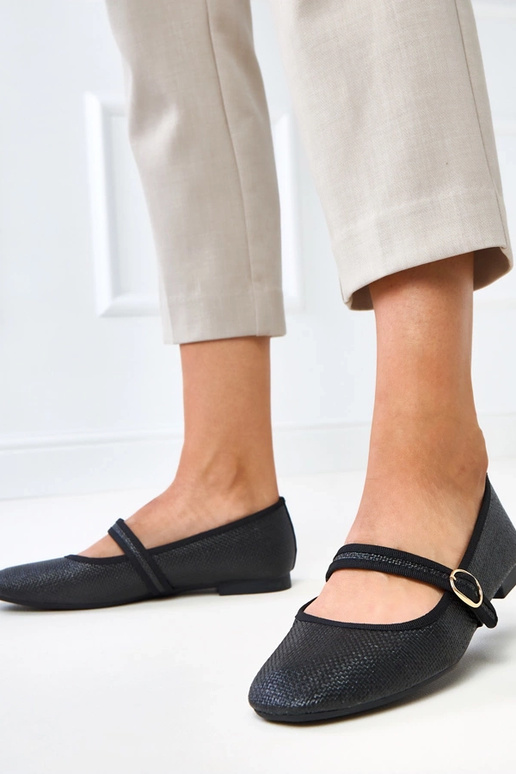 Ballerine intrecciate nere con fibbia...