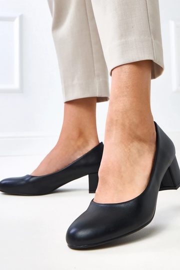 Scarpe classiche nere basse Mavise