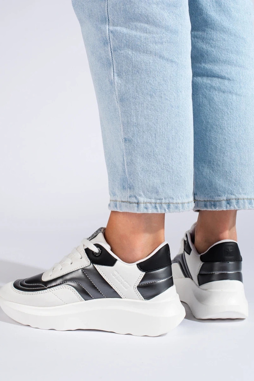 Colore bianco Scarpe modello sneakers BIG STAR II274335 Colore bianco Scarpe modello sneakers BIG STAR II274335