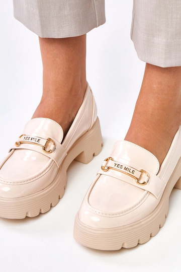 Mocassini in vernice color... 2