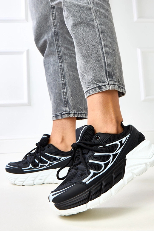 Sneakers nere con suola massiccia, Souza