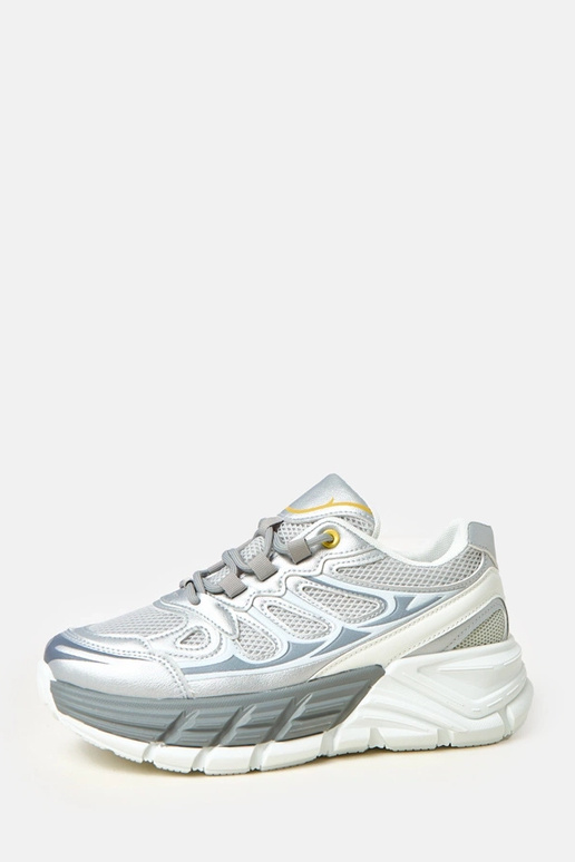 Scarpe da ginnastica argento su suola...