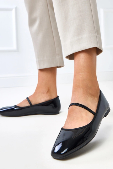 Ballerine verniciate nere... 2