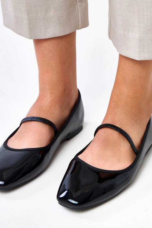 Ballerine verniciate nere con... Ballerine verniciate nere con...