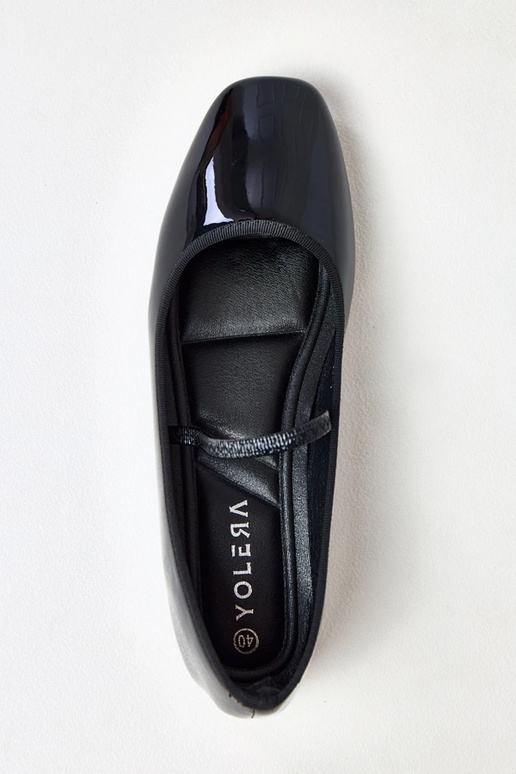 Ballerine verniciate nere con... Ballerine verniciate nere con...