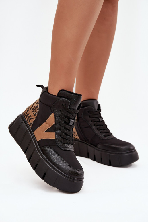 Pelle Stivali da donna con una piattaforma riscaldamento Vinceza 66838 colore nero Pelle Stivali da donna con una piattaforma riscaldamento Vinceza 66838 colore nero