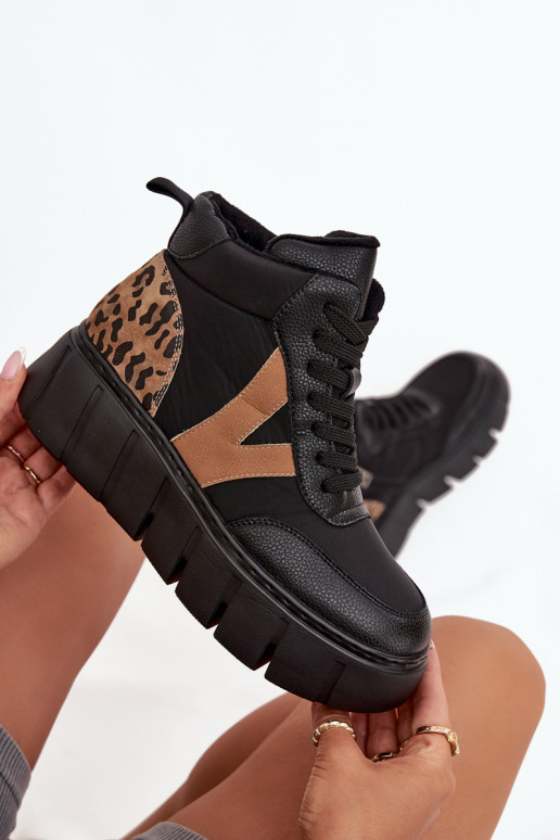 Pelle Stivali da donna con una piattaforma riscaldamento Vinceza 66838 colore nero Pelle Stivali da donna con una piattaforma riscaldamento Vinceza 66838 colore nero