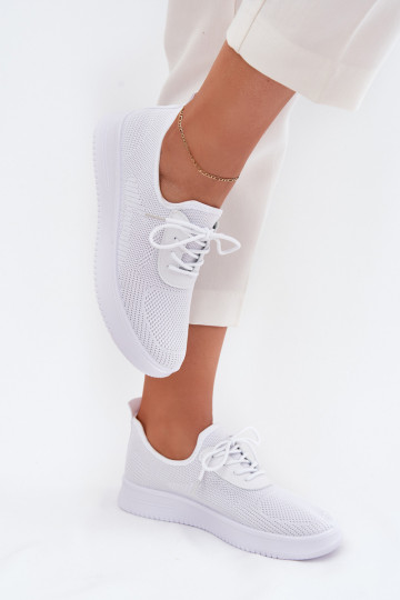 Un modello convincente scarpe da ginnastica con una piattaforma Femminile Colore bianco Kalyra 2