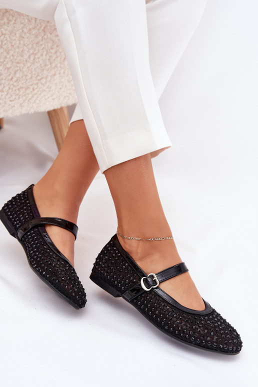 Decorato Ballerine Femminile con cinghie I con fibbie colore nero Avirae Decorato Ballerine Femminile con cinghie I con fibbie colore nero Avirae