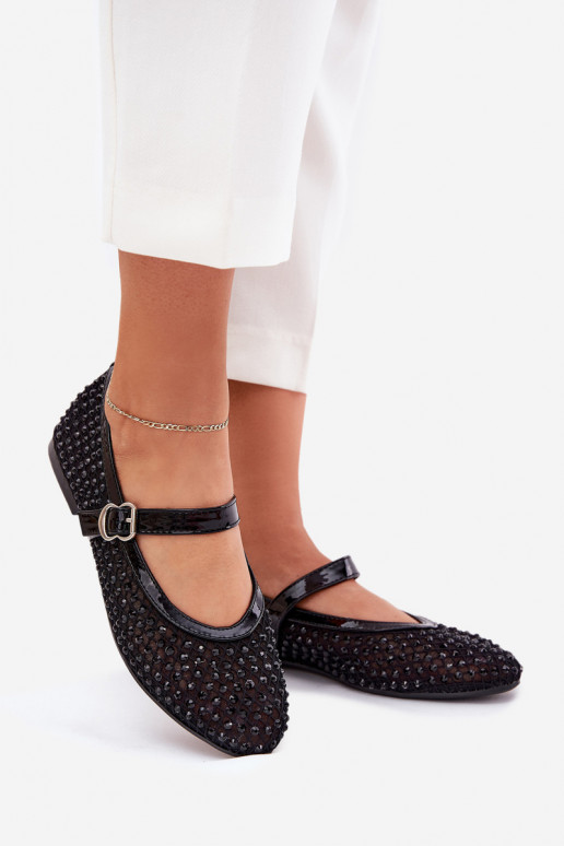 Decorato Ballerine Femminile con cinghie I con fibbie colore nero Avirae Decorato Ballerine Femminile con cinghie I con fibbie colore nero Avirae