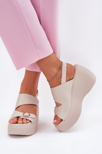 Sandali da donna Femminile Su un cuneo e piattaforma S.Barski LR51-540 beige 2