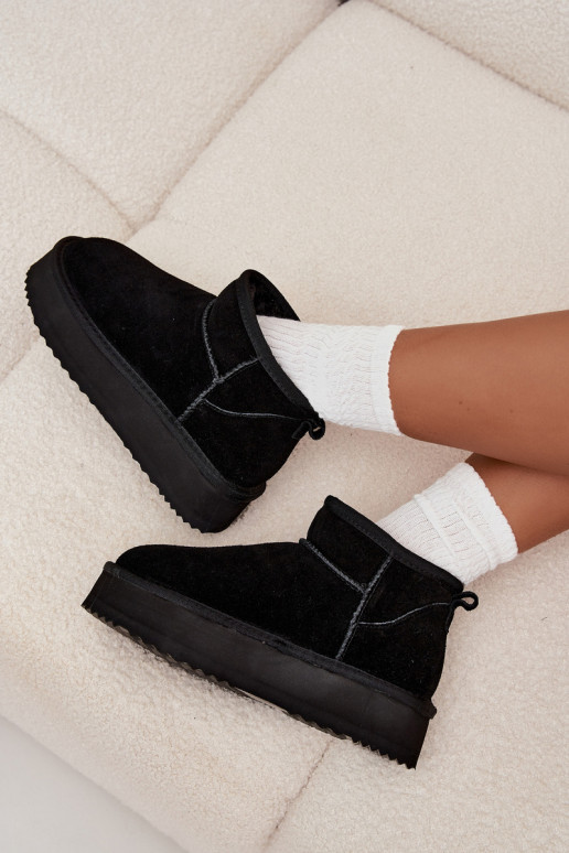 dalla pelle scamosciata Stivali da neve Femminile con una piattaforma Vinceza 97962 colore nero dalla pelle scamosciata Stivali da neve Femminile con una piattaforma Vinceza 97962 colore nero