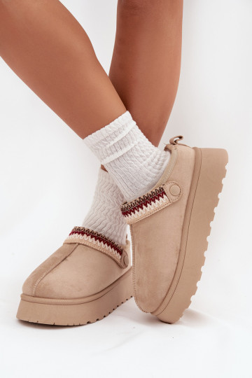 Stivali da neve Basso per le donneRuchomym Strisceem I Haftem con una piattaforma colore avorio Lyrisse