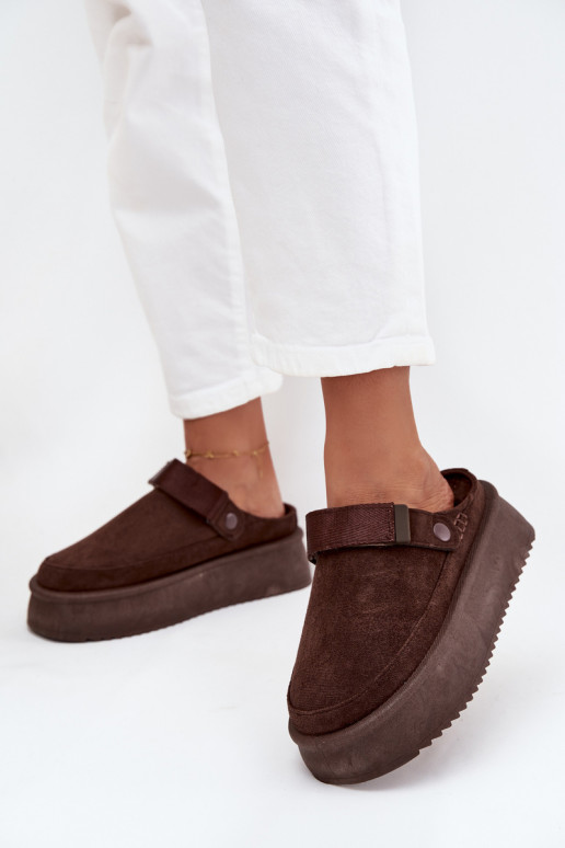 Stivali da neve Femminile con una piattaformacon chiusura adesivaem CzekoladoAe Jorielle Stivali da neve Femminile con una piattaformacon chiusura adesivaem CzekoladoAe Jorielle