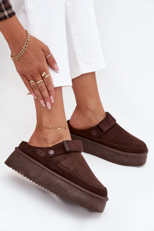 Stivali da neve Femminile con una piattaformacon chiusura adesivaem CzekoladoAe Jorielle Stivali da neve Femminile con una piattaformacon chiusura adesivaem CzekoladoAe Jorielle