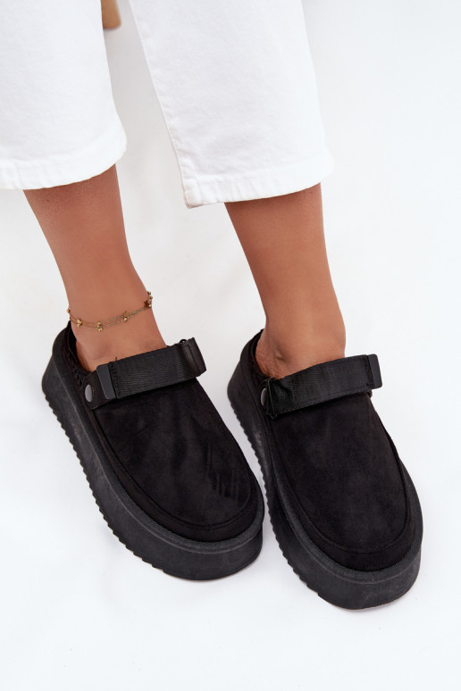 Stivali da neve Femminile con una piattaformacon chiusura adesivaem colore nero Jorielle Stivali da neve Femminile con una piattaformacon chiusura adesivaem colore nero Jorielle