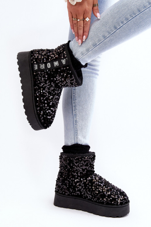 Stivali da neve Femminile con una piattaforma Decorato con glitter colore nero Silmo Stivali da neve Femminile con una piattaforma Decorato con glitter colore nero Silmo