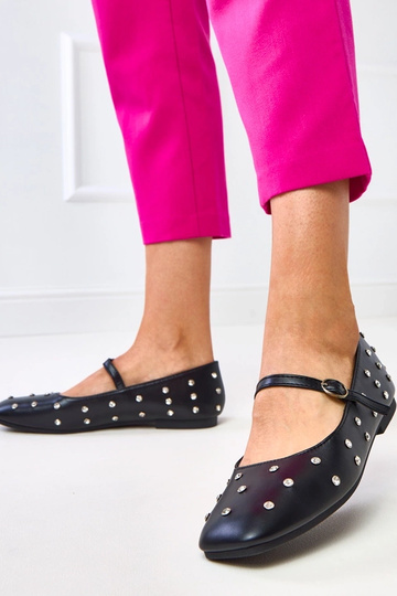 Stivaletti neri con tacco e... 2