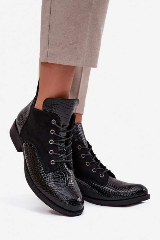 con effetto vernice Stivali da donna Con decorazioni Tłoczeniem riscaldamento Vinceza 16477 colore nero