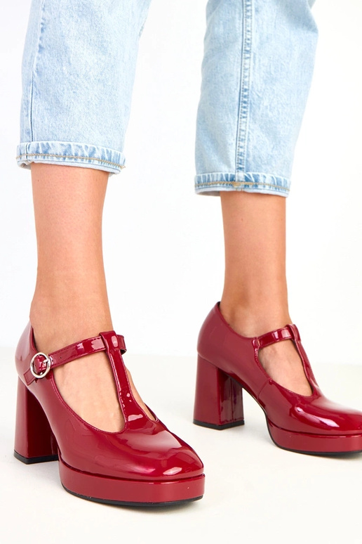 Mezze scarpe bordeaux con tacco a... Mezze scarpe bordeaux con tacco a...