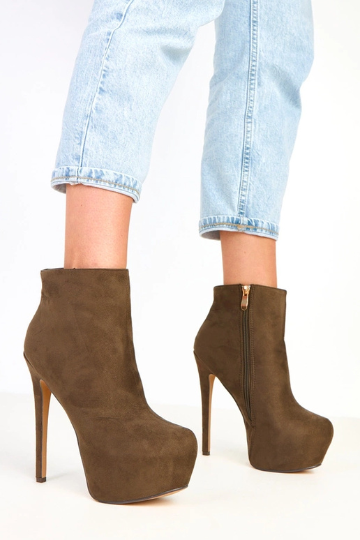 Riley stivaletti verde in camoscio... Riley stivaletti verde in camoscio...