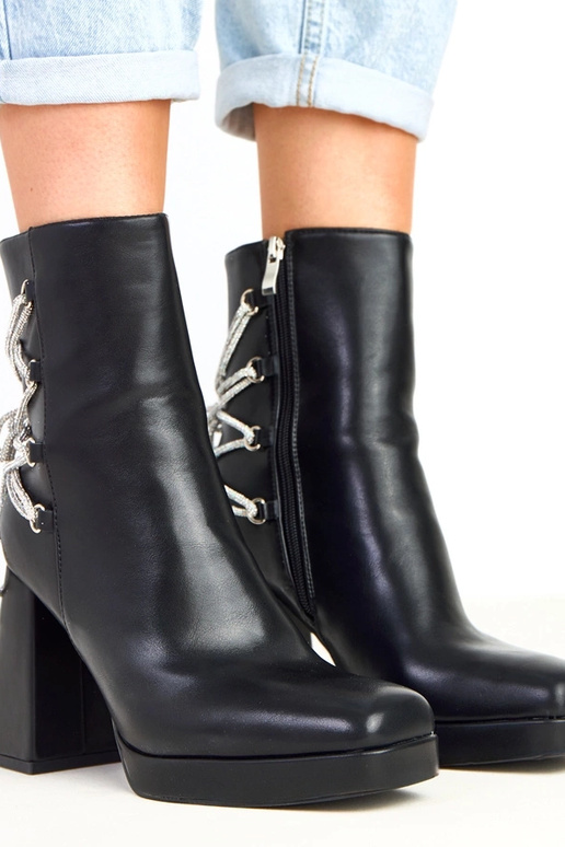 Nancy stivaletti neri con tacco a... Nancy stivaletti neri con tacco a...