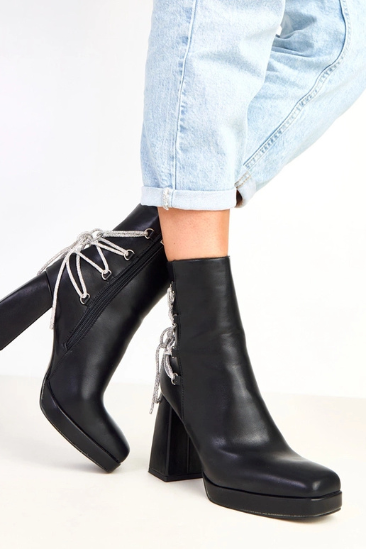 Nancy stivaletti neri con tacco a... Nancy stivaletti neri con tacco a...