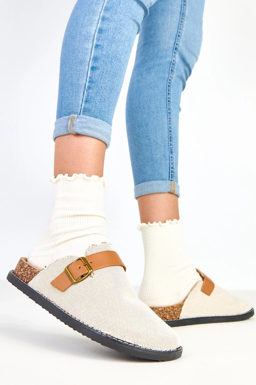 Ciabatte marroni su piattaforma in... Ciabatte marroni su piattaforma in...