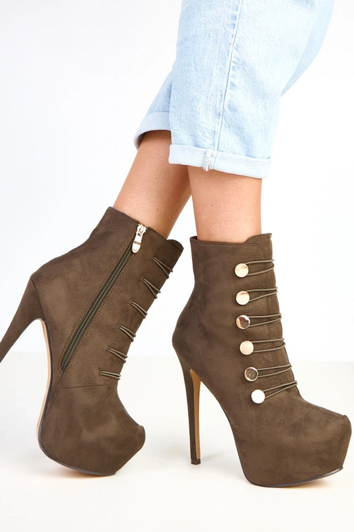 Stivaletti verdi con plateau e tacco... Stivaletti verdi con plateau e tacco...