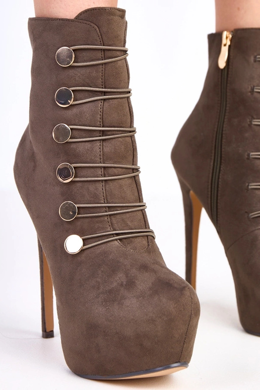 Stivaletti verdi con plateau e tacco... Stivaletti verdi con plateau e tacco...